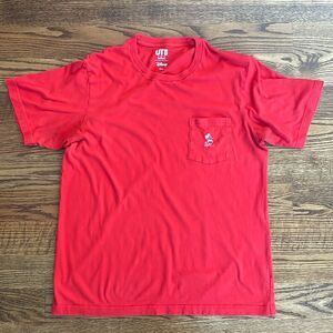 Disney x Uniqlo Men's Mickey Mouse Pocket Short Sleeve Red T Shirt Size L
